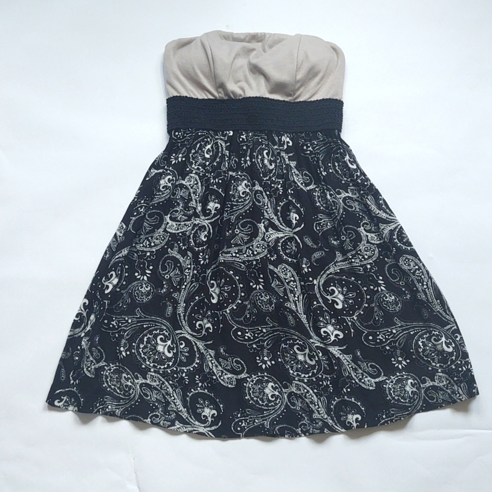 Dress with built in cups strapless